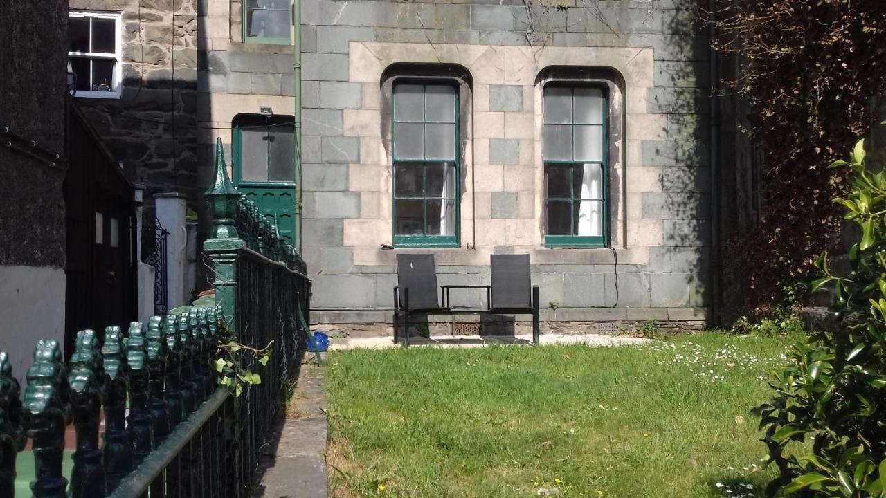 Ground Floor Barmouth Centre Apartment With Garden エクステリア 写真
